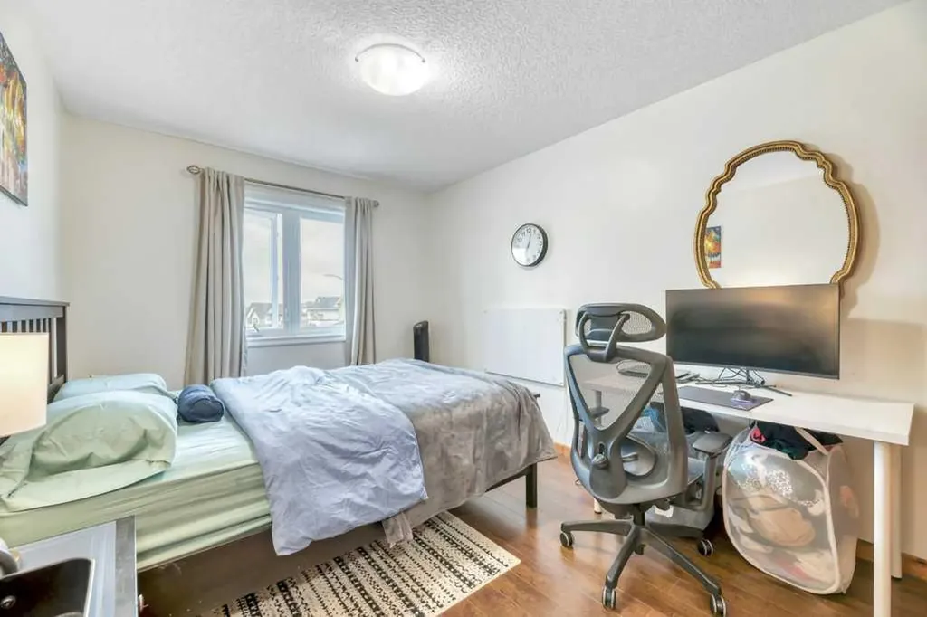 22 Kincora Heights NW Calgary AB T3R 1N3