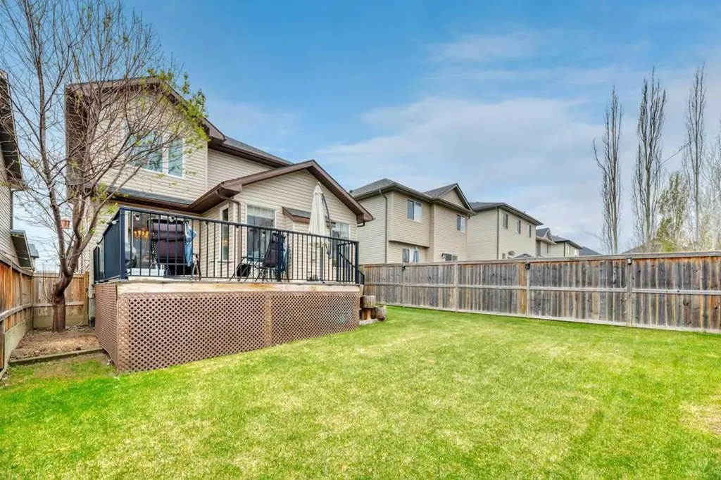 22 Kincora Heights NW Calgary AB T3R 1N3
