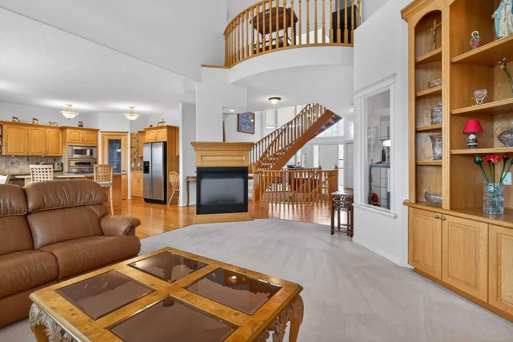 307 Hampstead Way NW Calgary AB T3A 6E6