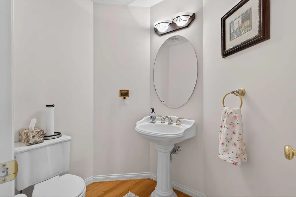 307 Hampstead Way NW Calgary AB T3A 6E6