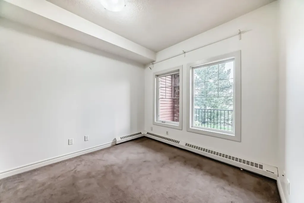 60 Royal Oak Plaza NW Calgary AB T3G 0H7