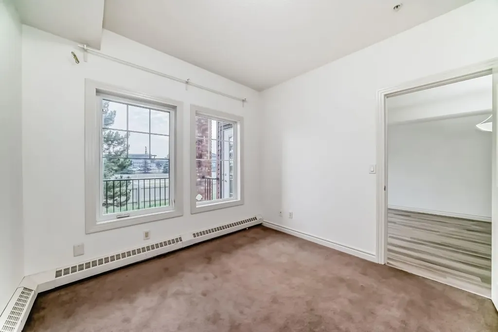 60 Royal Oak Plaza NW Calgary AB T3G 0H7