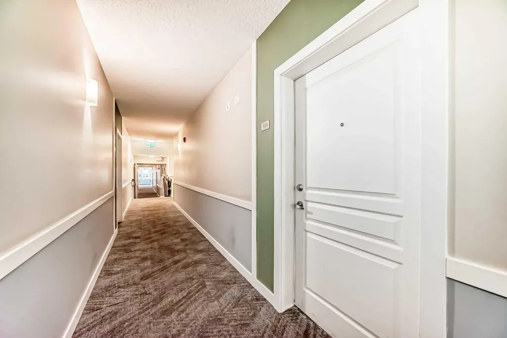 22 Panatella Road NW Calgary AB T3K 0V4