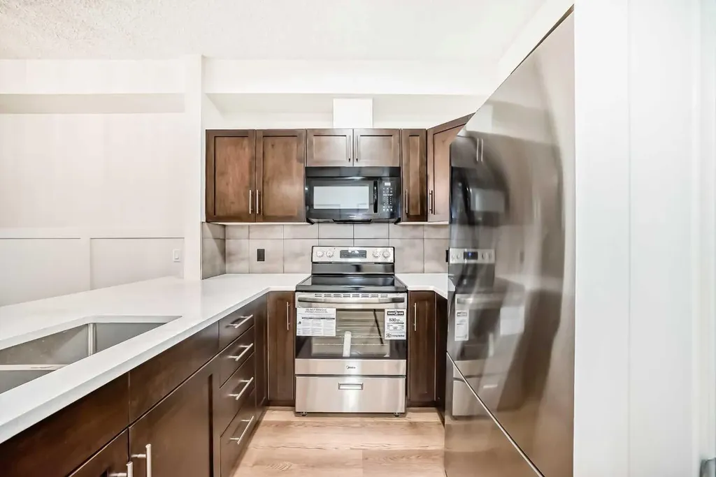 22 Panatella Road NW Calgary AB T3K 0V4
