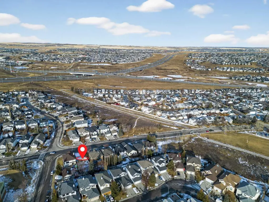 10929 Hidden Valley Drive NW Calgary AB T3A 5V7