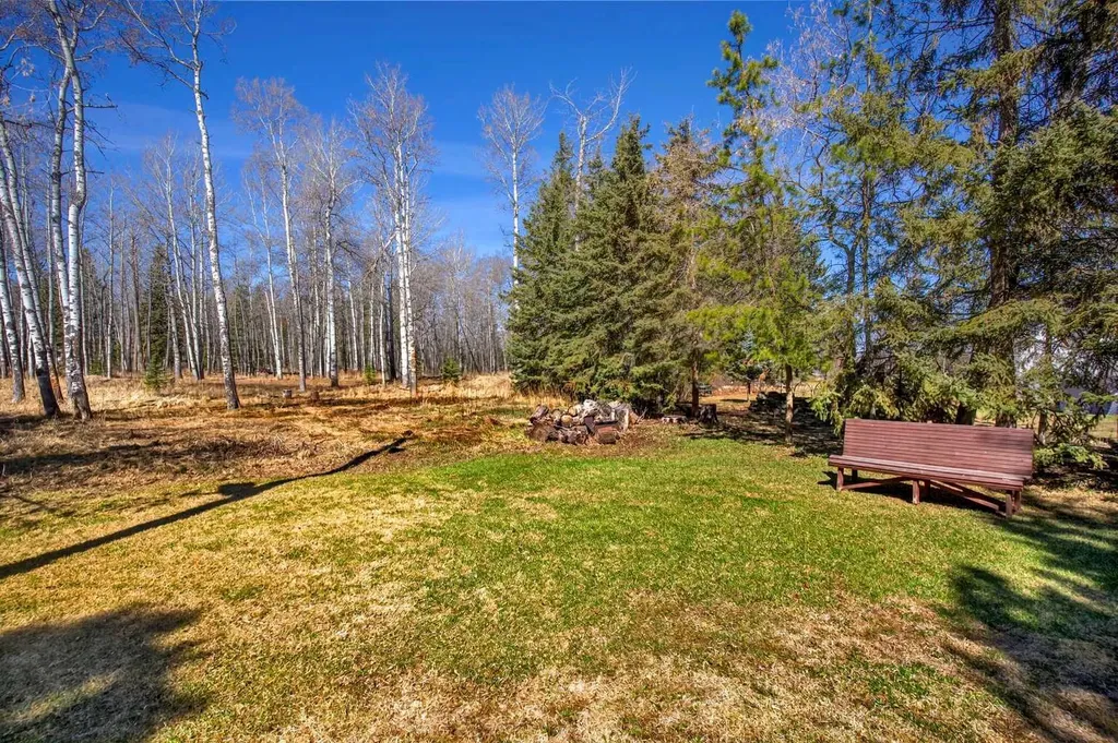 4541 27 Highway Rural Mountain View County AB T0M 0X0