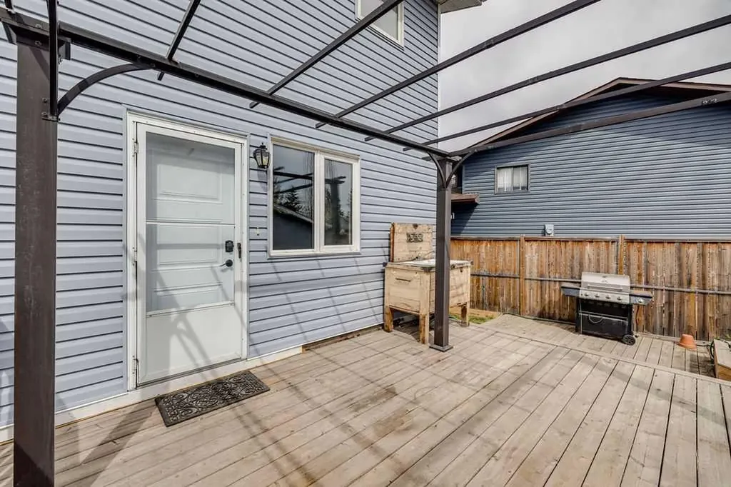 232 Bedfield Court NE Calgary AB T3K 3L5