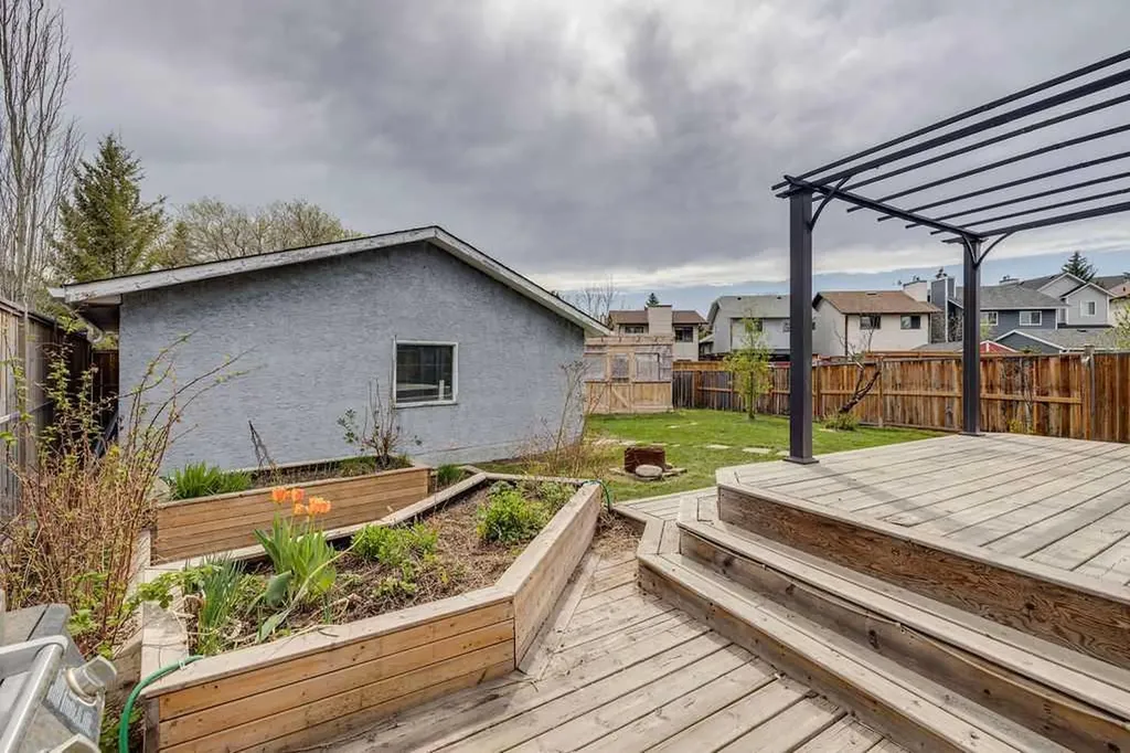 232 Bedfield Court NE Calgary AB T3K 3L5