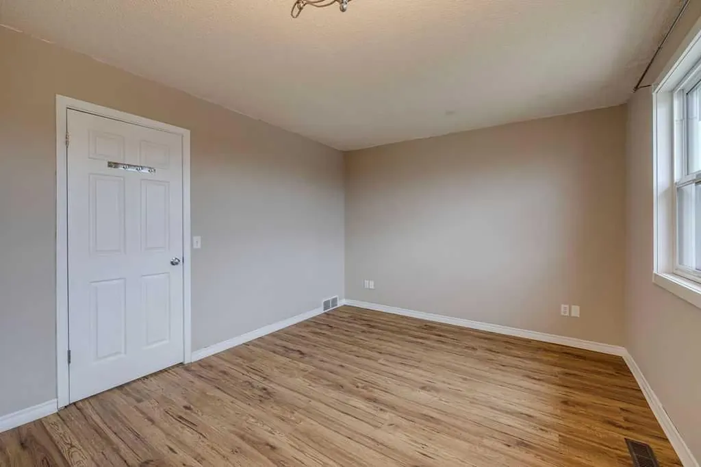 232 Bedfield Court NE Calgary AB T3K 3L5
