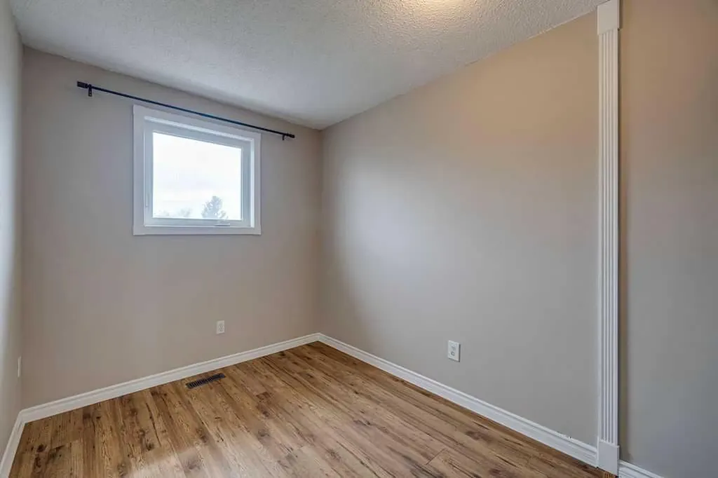 232 Bedfield Court NE Calgary AB T3K 3L5