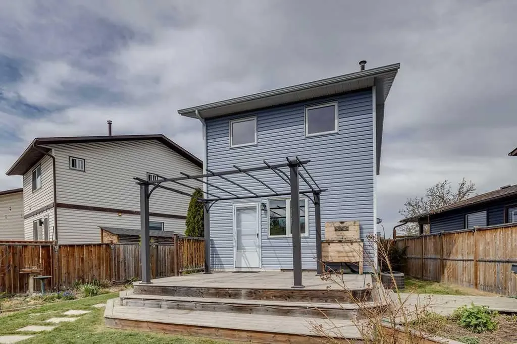 232 Bedfield Court NE Calgary AB T3K 3L5