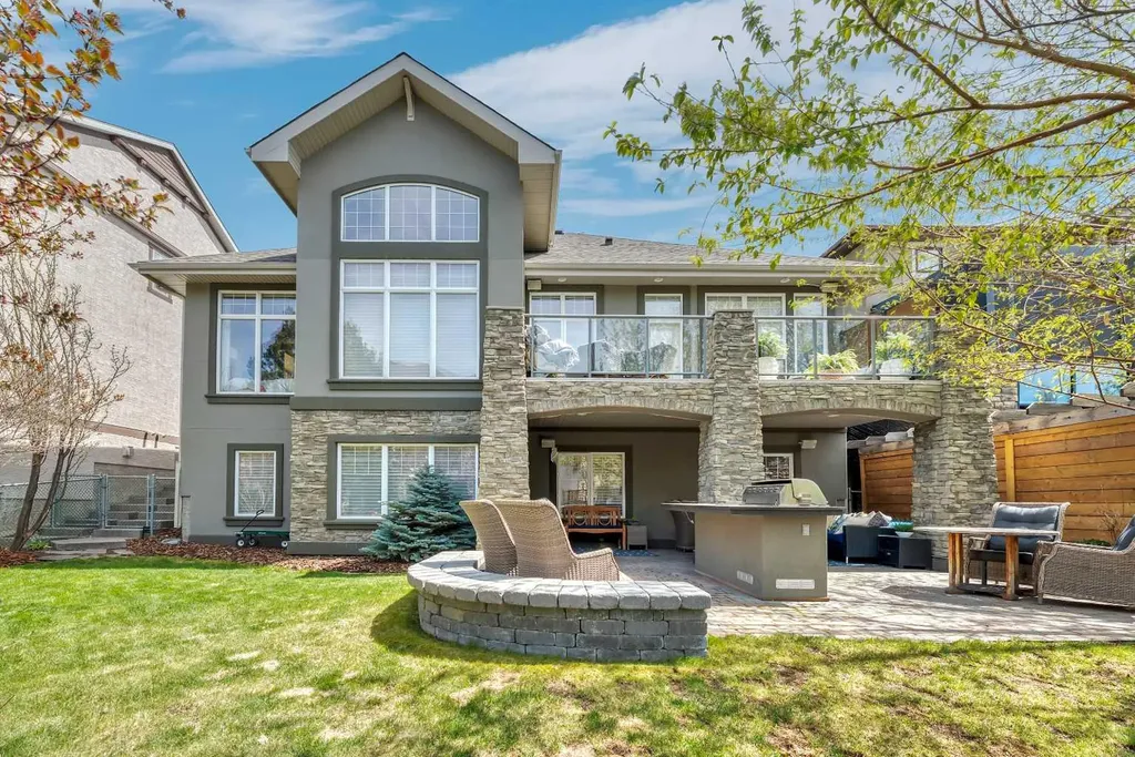 364 Chapala Point SE Calgary AB T2X 0A2