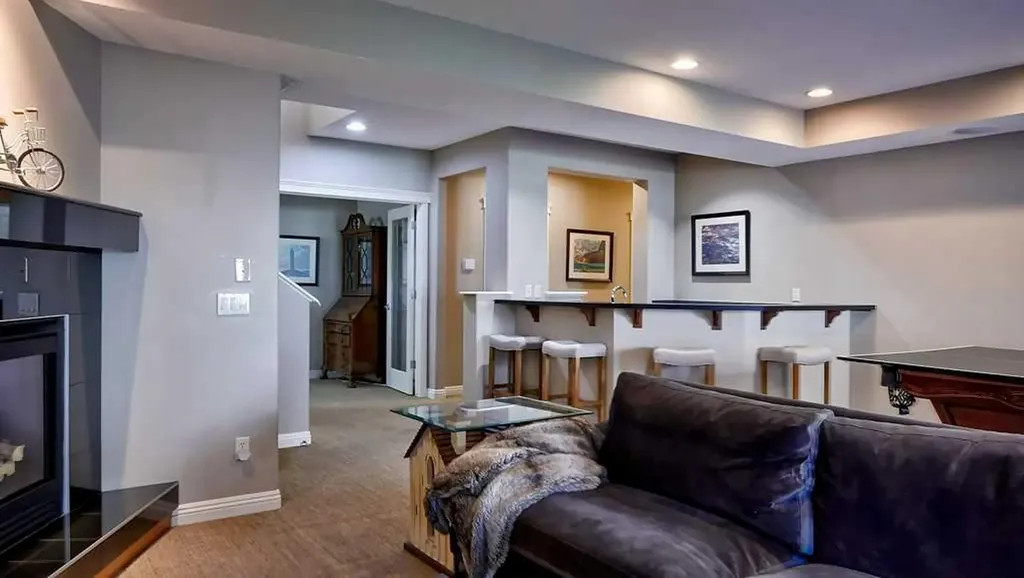 364 Chapala Point SE Calgary AB T2X 0A2