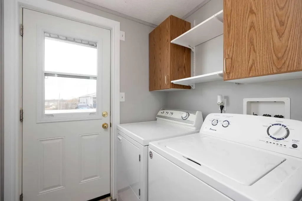 180 Greenwood Place Fort Mcmurray AB T9K 2L9