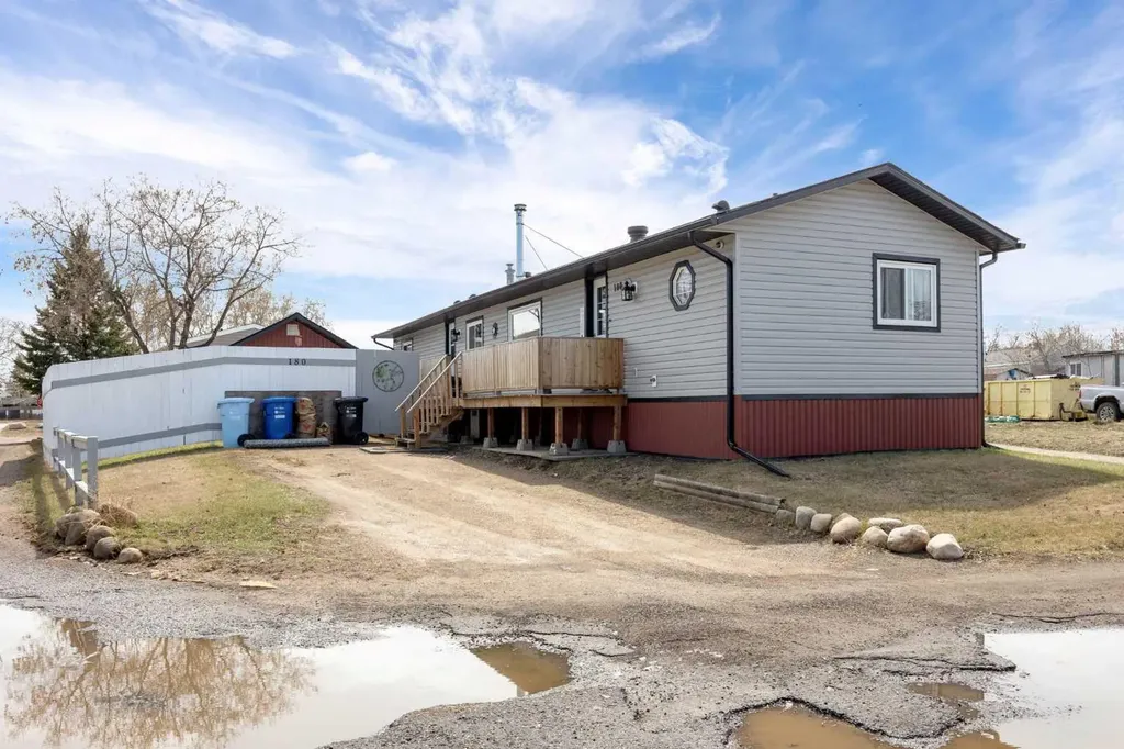 180 Greenwood Place Fort Mcmurray AB T9K 2L9