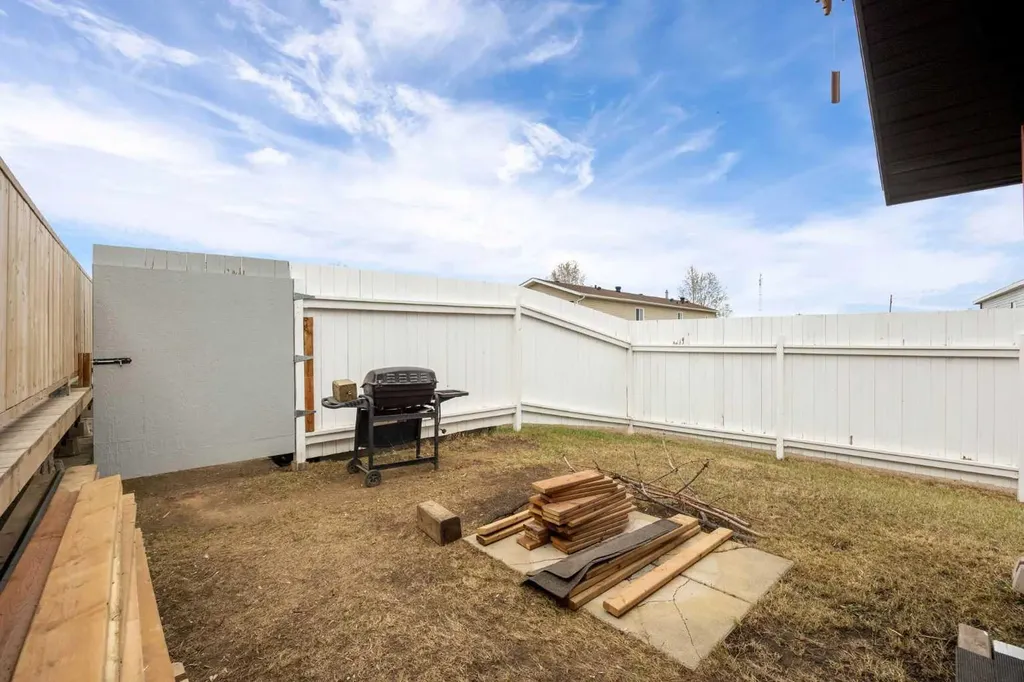 180 Greenwood Place Fort Mcmurray AB T9K 2L9