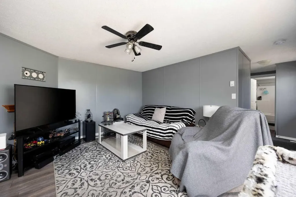 180 Greenwood Place Fort Mcmurray AB T9K 2L9
