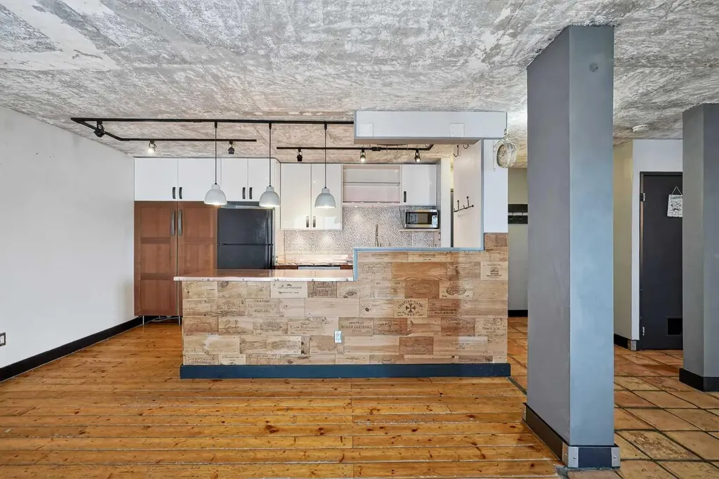 1824 11 Avenue SW Calgary AB T2T 3L8