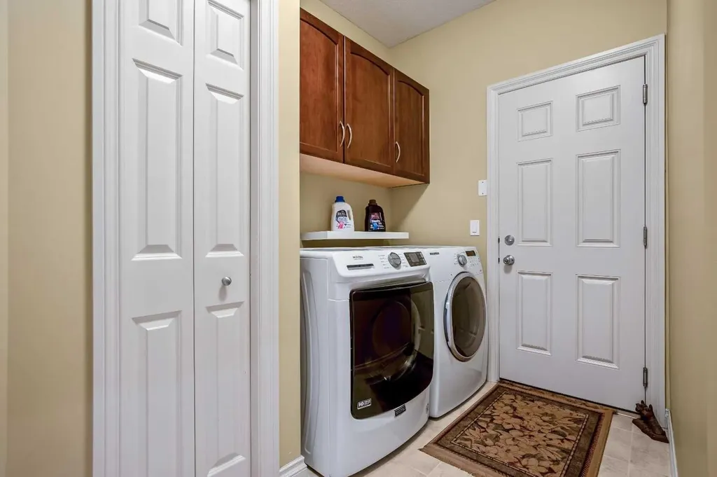 1503 Montgomery Place SE High River AB T1V0B8