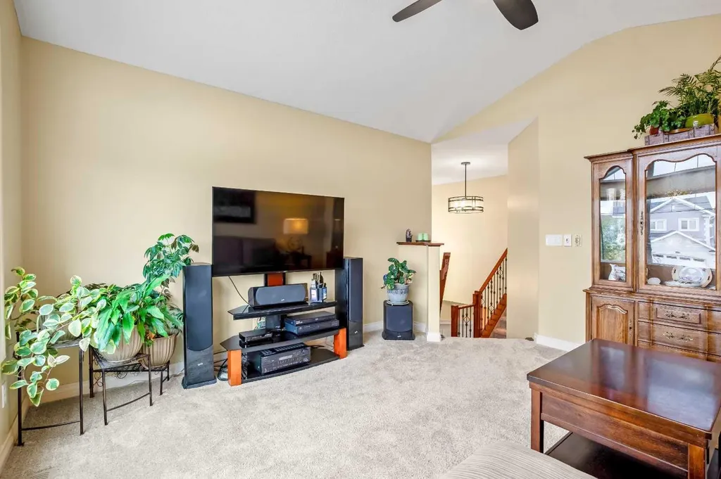 1503 Montgomery Place SE High River AB T1V0B8
