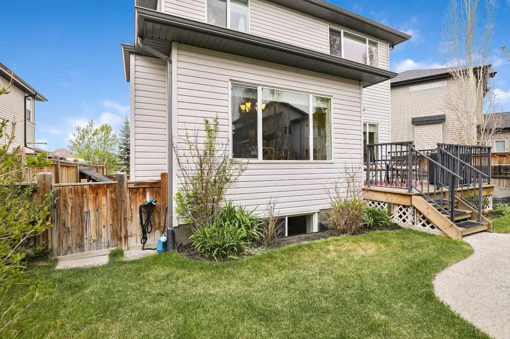 1503 Montgomery Place SE High River AB T1V0B8