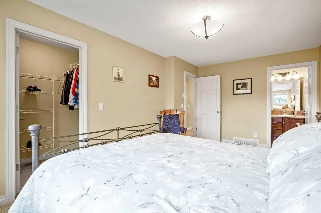 1503 Montgomery Place SE High River AB T1V0B8
