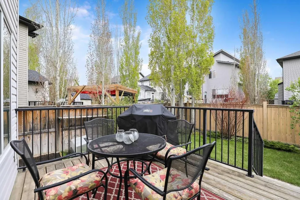 1503 Montgomery Place SE High River AB T1V0B8