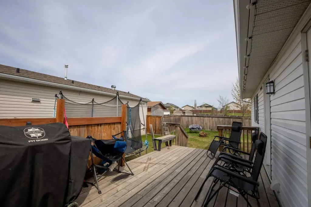 9602 112 Avenue Clairmont AB T8X 5C2
