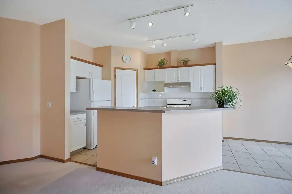 78 Hamptons Link NW Calgary AB T3A 5V9