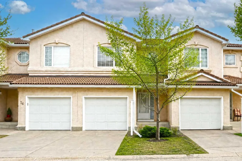78 Hamptons Link NW Calgary AB T3A 5V9