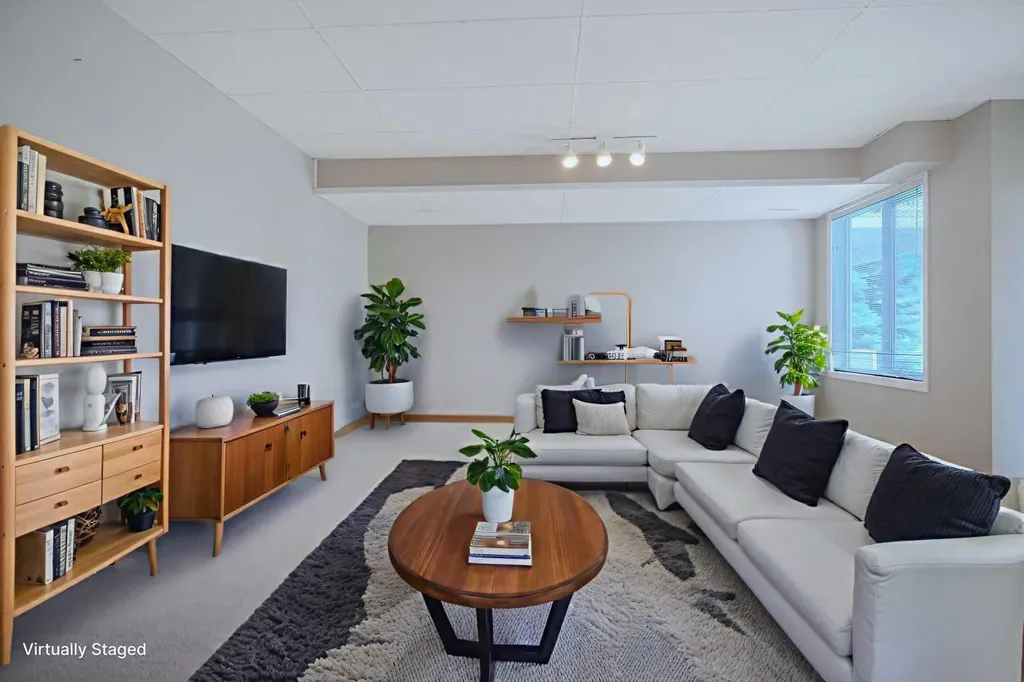 78 Hamptons Link NW Calgary AB T3A 5V9
