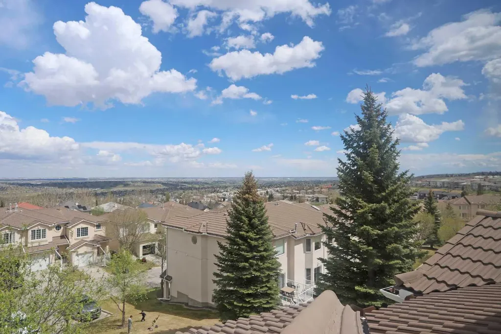 78 Hamptons Link NW Calgary AB T3A 5V9
