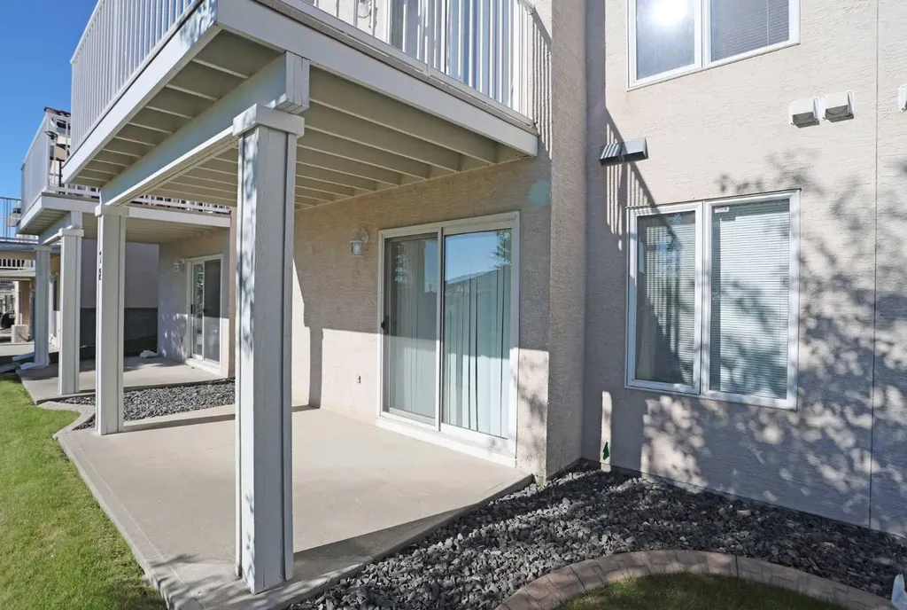 78 Hamptons Link NW Calgary AB T3A 5V9