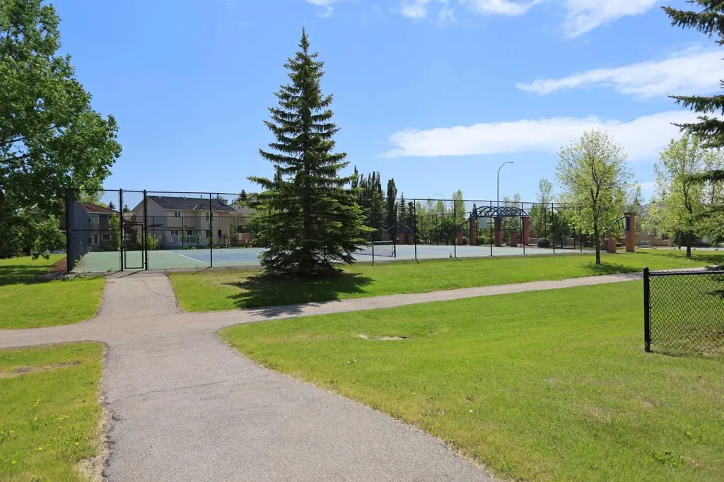 78 Hamptons Link NW Calgary AB T3A 5V9