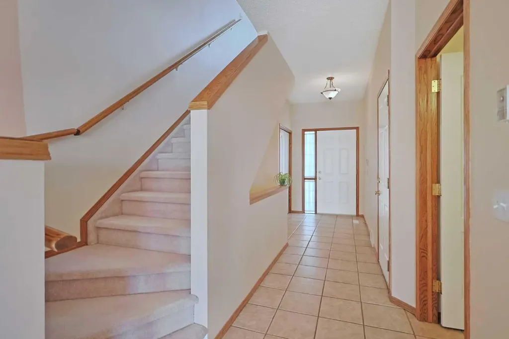 78 Hamptons Link NW Calgary AB T3A 5V9