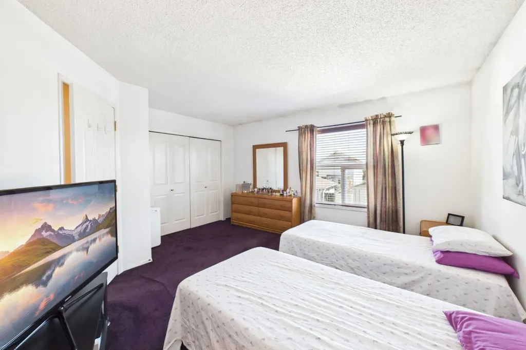 24 Chaparral Ridge Circle SE Calgary AB T2X 3K2