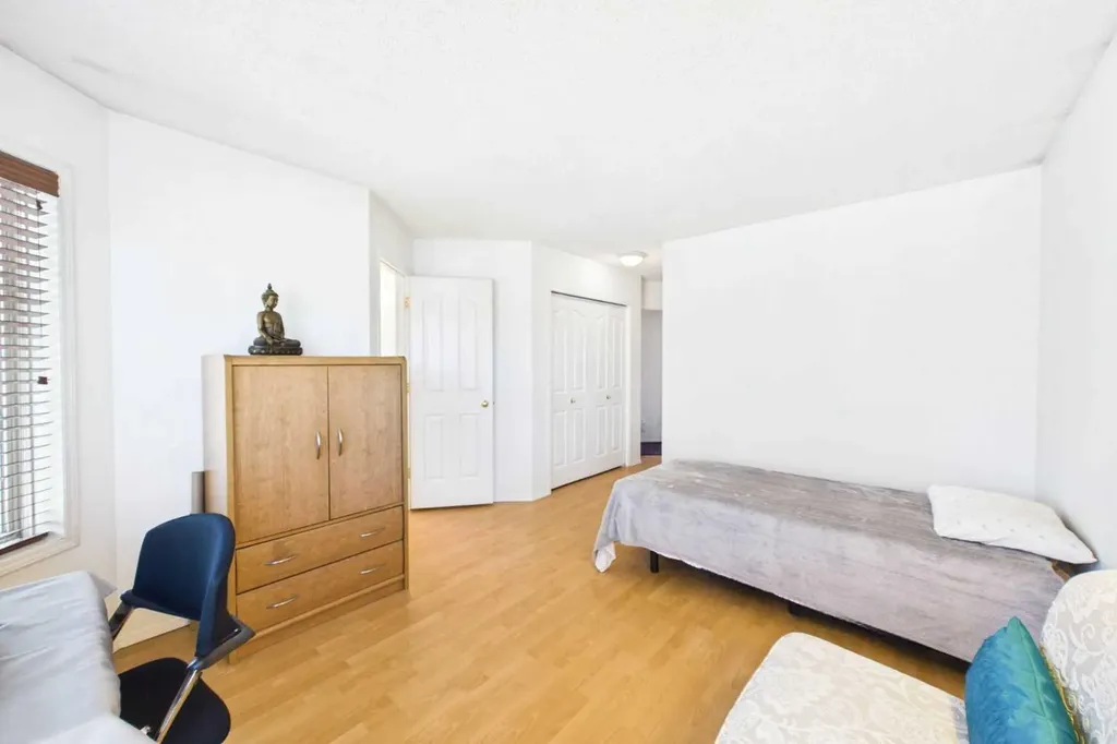 24 Chaparral Ridge Circle SE Calgary AB T2X 3K2