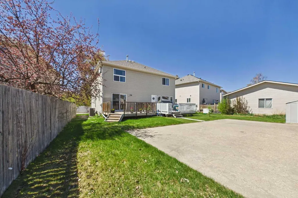 24 Chaparral Ridge Circle SE Calgary AB T2X 3K2