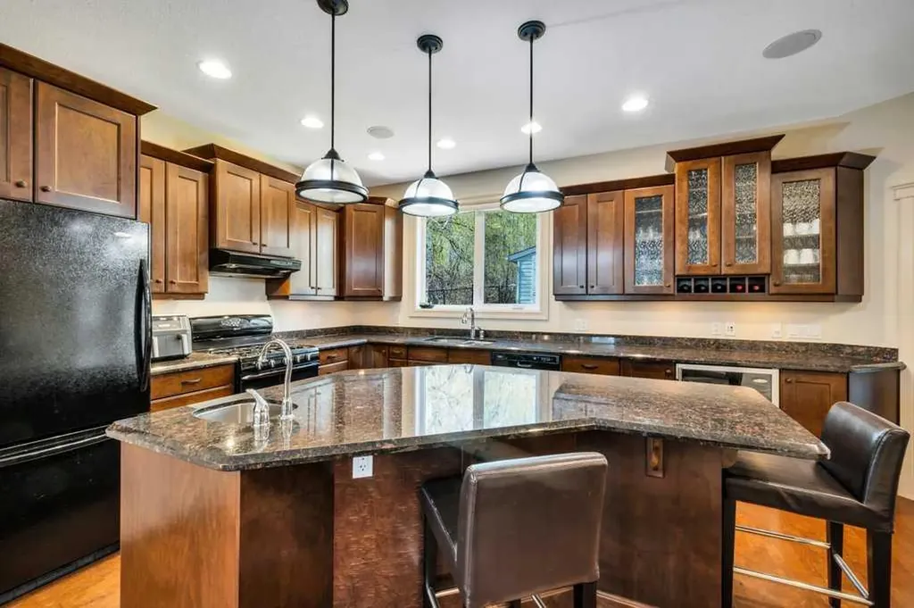 175 Crystal Springs Drive Village At Pigeon Lake AB T0C 2V0