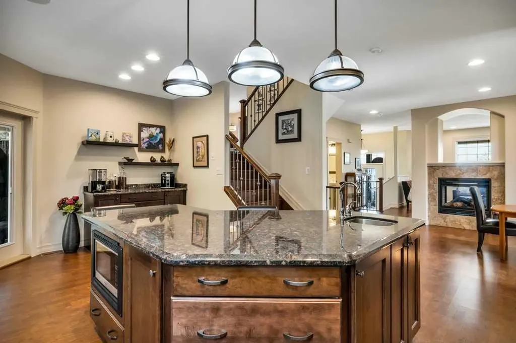 175 Crystal Springs Drive Village At Pigeon Lake AB T0C 2V0