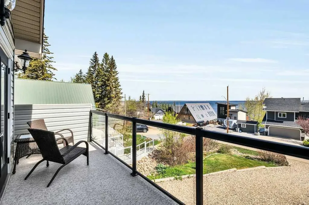 175 Crystal Springs Drive Village At Pigeon Lake AB T0C 2V0