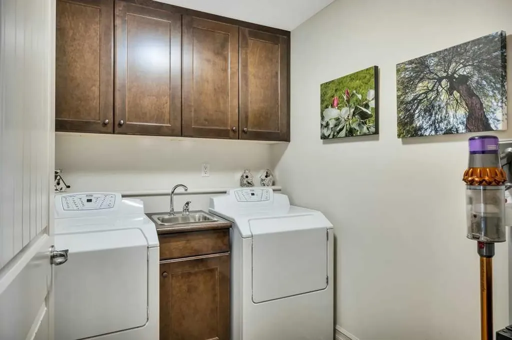 175 Crystal Springs Drive Village At Pigeon Lake AB T0C 2V0