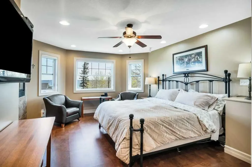 175 Crystal Springs Drive Village At Pigeon Lake AB T0C 2V0