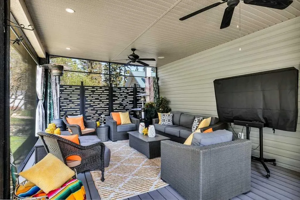 175 Crystal Springs Drive Village At Pigeon Lake AB T0C 2V0