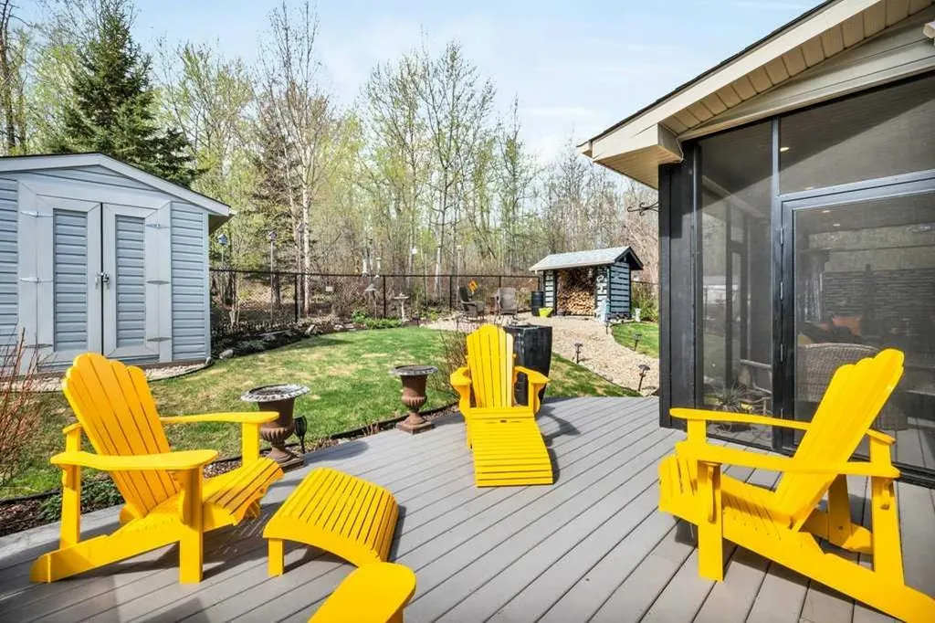 175 Crystal Springs Drive Village At Pigeon Lake AB T0C 2V0