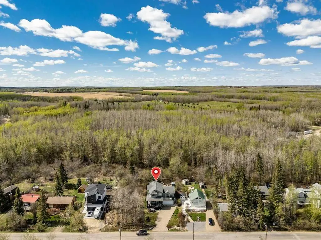 175 Crystal Springs Drive Village At Pigeon Lake AB T0C 2V0