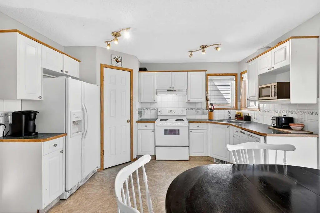 100 Tuscany Way NW Calgary AB T3L 2A4