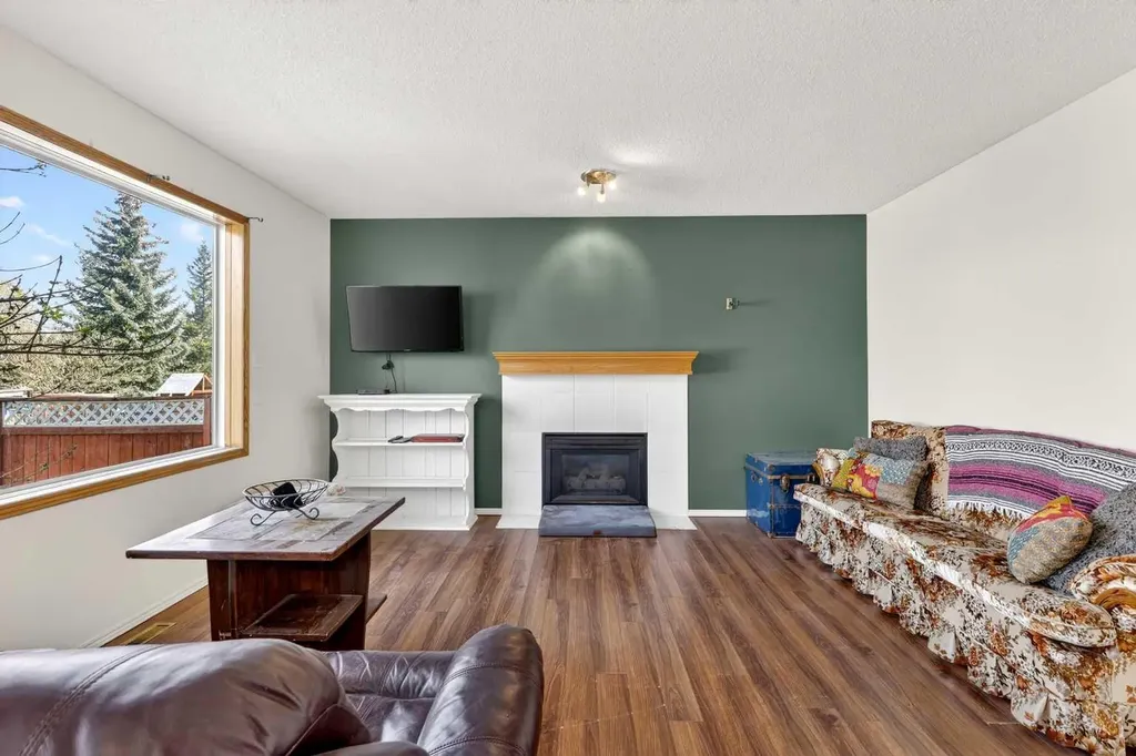 100 Tuscany Way NW Calgary AB T3L 2A4