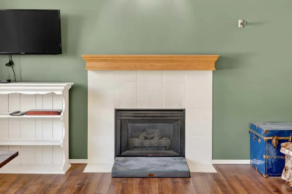 100 Tuscany Way NW Calgary AB T3L 2A4