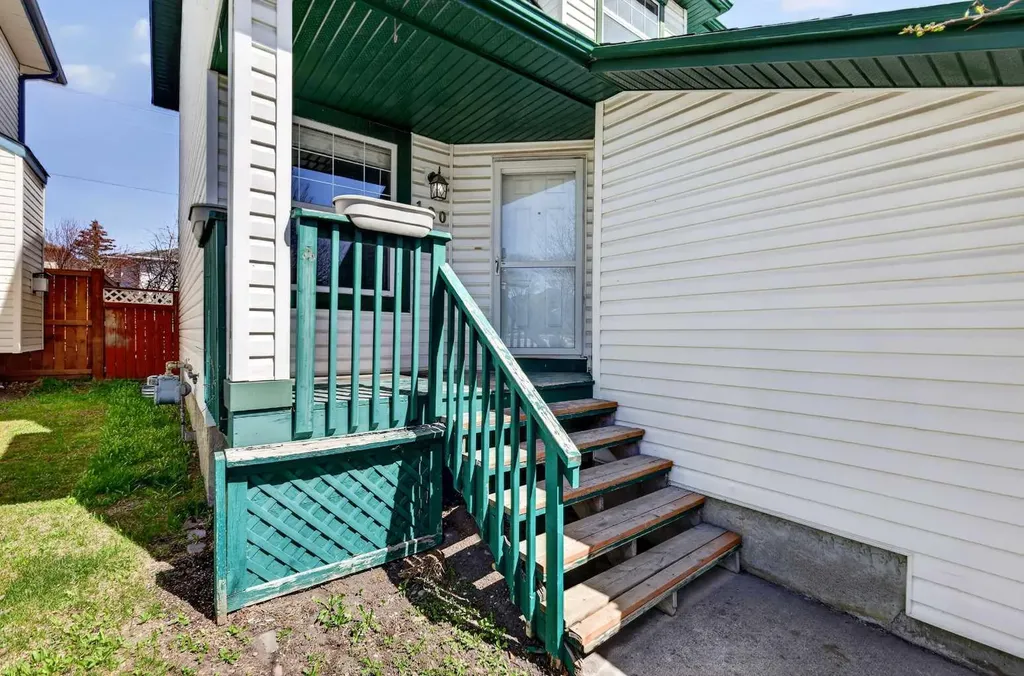 100 Tuscany Way NW Calgary AB T3L 2A4